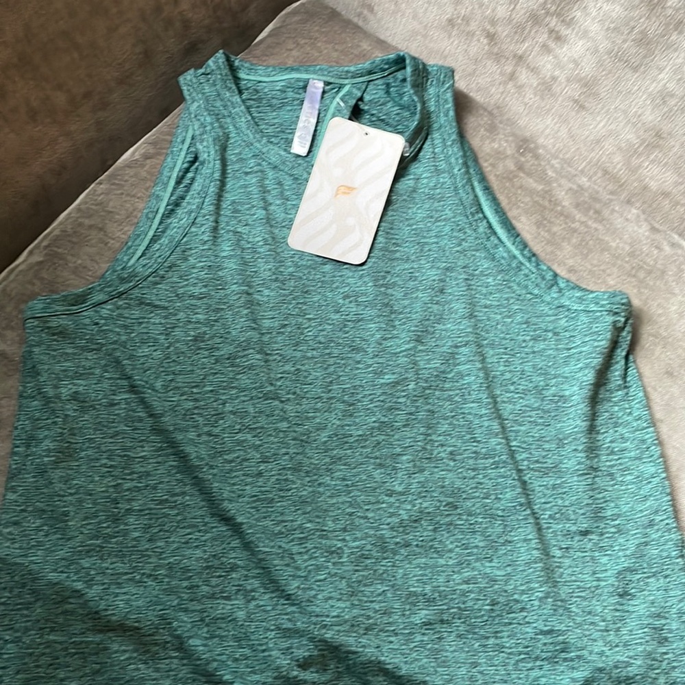 NWT Fabletics twist tank